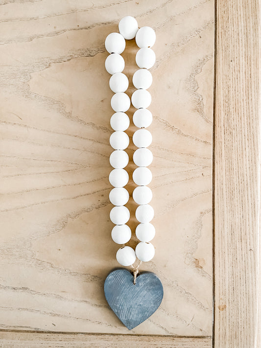 White Garland with Gray Driftwood Heart - Salt and Branch